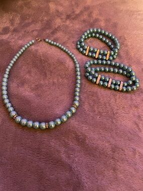 Classic Blue Pearl Necklace and Bracelet Set - Women's Jewelry